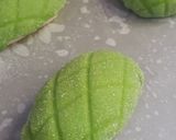 Foto langkah ke 7 dari resep Melon Pan Es Teler.