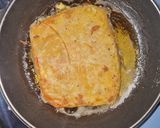 Foto langkah ke 4 dari resep Martabak Telur Ayam Praktis.