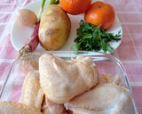Foto del paso 1 de la receta: Alitas de pollo al horno. Guarnición: blinis de papas y gajos de mandarina caramelizados
