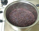 A picture of step 3 of Ohagi with Adzuki Beans and Kinako Powder.