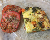 Foto del paso 4 de la receta: Tortilla bien saludable de papas, zanahorias y brócoli al horno