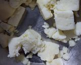 A picture of step 4 of Savoury Cheese Muffins.