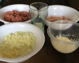 A picture of step 1 of Bacon, Beef And And Cheese Roll.