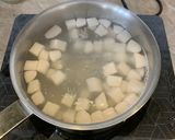 Hình bước làm 4 của món Chè Đậu Đen Trân Châu Cốt Dừa