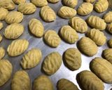 صورة لخطوة 4 من وصفة معمول جوز