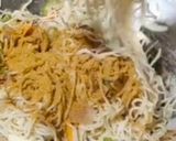 A picture of step 3 of Veg Hakka Noodles.