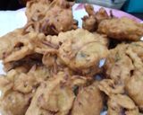 A picture of step 3 of Pickle Fritters| Achari Pakory ☘️🌼🍀.