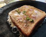 A picture of step 3 of Masala French Toast.