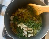 A picture of step 4 of Veg pulao.