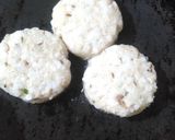 फलाहारी साबूदाना टिक्की (falahari sabudana tikki recipe in Hindi) रेसिपी चरण 2 फोटो