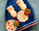 A picture of step 4 of STRAWBERRY LASSI 🍓.
