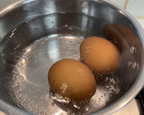 Foto del paso 2 de la receta: Como hacer un huevo poché