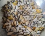 Foto del paso 1 de la receta: 134. Coquinas al Vapor