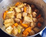 Hình bước làm 4 của món Đậu hũ kho cà tím, cà rốt (món chay)