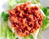 Hình bước làm 2 của món Nui Sò Lớn Sốt Bò Bằm Bolognese & Phô Mai Burrata