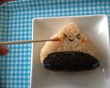 A picture of step 5 of Charaben - Easy Chestnut-Shaped Onigiri.