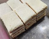 Foto del paso 18 de la receta: 🥪 Sándwiches de miga - variedad 🥪 Queso roquefort, atún, tomate, huevo, ananá, cantimpalo, jamón