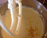 A picture of step 4 of Oreo Crust Cheesecake.