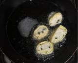 Foto langkah ke 6 dari resep Rice Egg Rolade / Rolade Nasi.