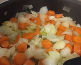 Foto del paso 1 de la receta: Pollo al vino blanco