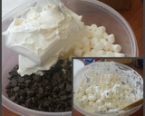 A picture of step 1 of Icebox Smores.