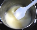 A picture of step 4 of Peach Mousse.