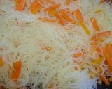 Foto langkah ke 2 dari resep [164] Risol isi Bihun Wortel.