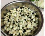 A picture of step 1 of Eggplant and Ground Pork Curry.