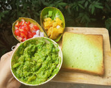 A picture of step 2 of Mango Guacamole Toast.