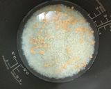 Hình bước làm 3 của món Cơm hạt quinoa đậu lăng đỏ chả tôm thịt ức gà