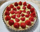 A picture of step 7 of Butter-Free Strawberry Custard Tart.