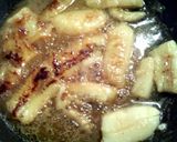 A picture of step 6 of Banana caramel waffles.