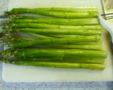 A picture of step 1 of Sautéed Asparagus with Shiro Dashi.