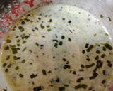 A picture of step 5 of Pepperoni salad with marbled tea eggs.