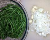 A picture of step 1 of Fresh green beans.