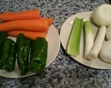 Foto del paso 2 de la receta Sopa de pollo y verduras