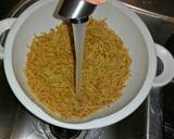 Cantonese Style Pan Fried Noodles recipe step 3 photo