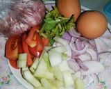 รูปขั้นตอนการทำที่ 1 ของ ยำไข่ดาวใส่หมูสับ