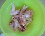 Foto langkah ke 1 dari resep Spicy Garlic Chicken Wings #BikinRamadanBerkesan.