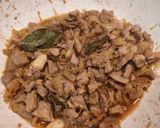 Káposztás ragu egytálétel recept fázis 2 fotója
