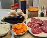 Foto del paso 1 de la receta: Carrilleras ibéricas en salsa de berenjena y champiñones