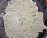 A picture of step 3 of Masala Jowari Bhakri Roti.