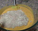 Foto del paso 3 de la receta: Bizcocho de zanahoria 🥕con nueces y cobertura de chocolate 🍫 / en batidora, súper fácil y saludable