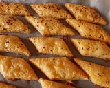 Réteges sajtos-sós aprósüti recept fázis 3 fotója