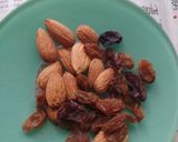 A picture of step 3 of Oats ragi cookies.