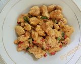 Foto langkah ke 8 dari resep Ayam Goreng Telur Kuning Asin (salted-egg yolk chicken).