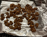 Foto del passaggio 2 della ricetta Pane con noci, uvetta e fichi