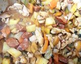 A picture of step 5 of Chicken & Chorizo Gumbo 😁.