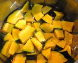 A picture of step 2 of Simple Kabocha Squash Salad.