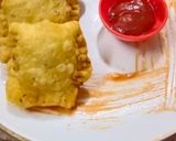 A picture of step 6 of Pizza pockets.